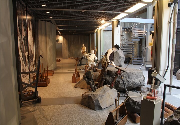 Die weitläufigen Ausstellungen ermöglichen einen spannenden und dabei trotzdem alle Abstände wahrenden Museumsbesuch. Foto: Josef Dedenbach/Stadt Mayen