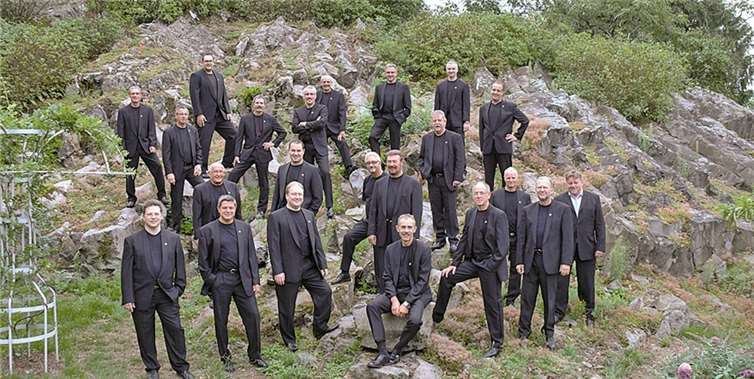 Die „westerwälder vocalisten“ treten am 15. Mai zugunsten der Kindertagesstätten St. Antonius und Bunte Welt auf. privat