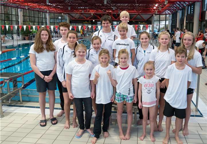 Die zahlreichen Schwimmer des TV Rheinbach waren in Frechen in allen Altersklassen erfolgreich.privat