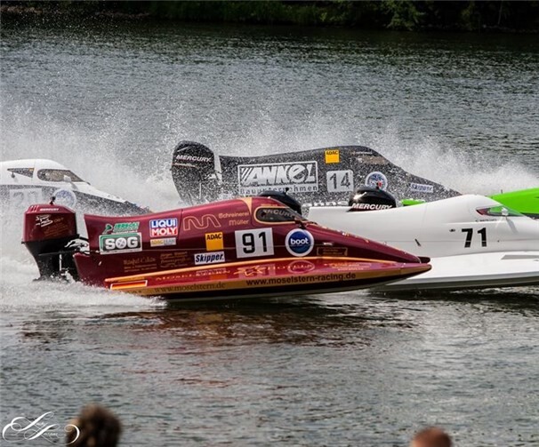 Die zahlreichen Zuschauer erlebten einige spannende Rennen. privat