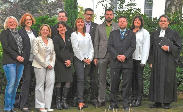 Die zehn Jubilarinnen und Jubilare ließen alte Erinnerungen wieder aufleben. privat