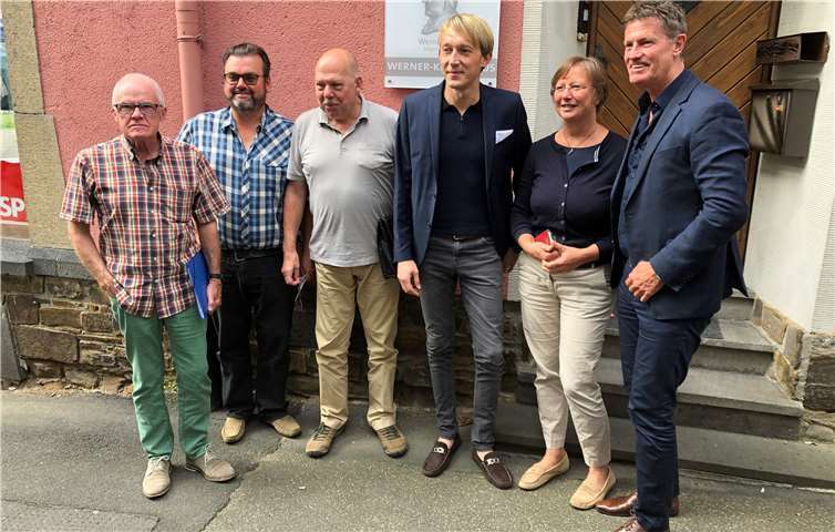 Die zeitnahe Umsetzung weiterer kurz- und mittelfristiger Maßnahmen zur Bahnlärmreduzierung und die Realisierbarkeit einer Alternativtrasse zur Entlastung des Mittelrheintals waren unter anderem Thema beim Gespräch der BI-Vorsitzenden aus dem Unteren Mittelrheintal von Koblenz bis zur Grenze zu Nordrhein-Westfalen und dem Moseltal. Foto: privat