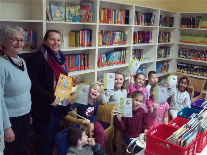 Die zukünftigen Schulkinder erhielten ihren Bibliotheksführerschein.  Foto:Jessica Rieche