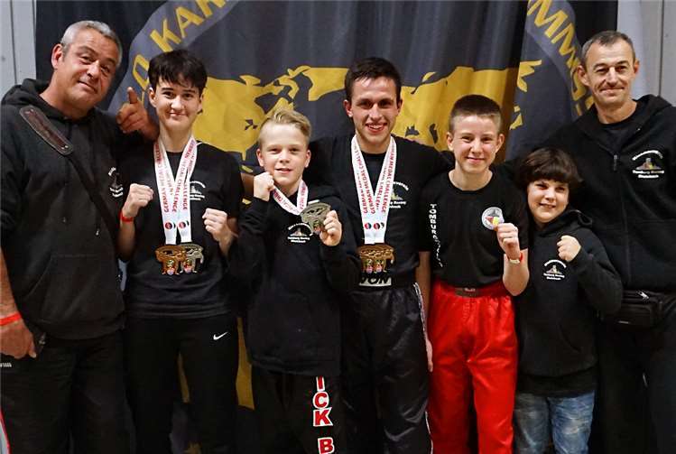 Die zum Teil erfolgreichen Athleten (von links): Willi Zinken, Betty Moser, Lukas Arnstedt, Marco Mosdzien, Lars Leber, Edin Palislamovic und Slawa Moser.privat