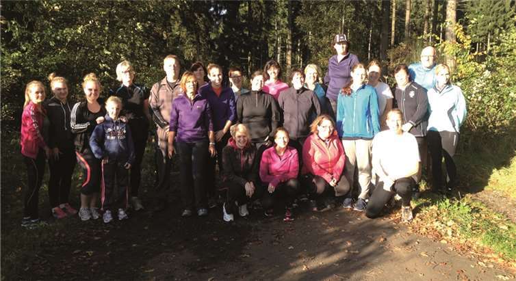 Die zweite Gruppe des Laufseminars hat die ersten Kilometer schon hinter sich. privat