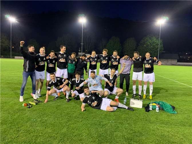 Die zweite Mannschaft der SG Eintracht Mendig/Bell nach dem Derbysieg gegen Mayen.  Foto: privat