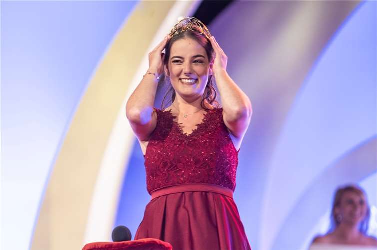 Die 72. Deutsche Weinkönigin heißt Eva Lanzerath von der Ahr. Fotos: Deutsches Weininstitut