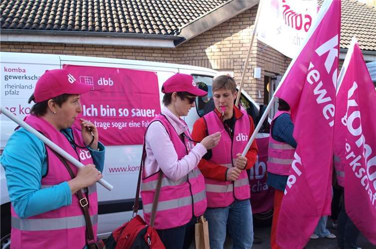 Dies war nur ein Warnstreik, der etwas mehr Bewegung in die Verhandlungen bringen sollte.