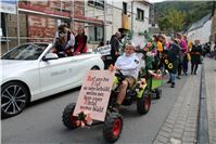 Diese Dernauer Gruppe ist sich sicher – das Ahrtal wird wieder erblühen.