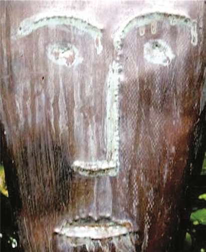 Diese Skulptur u.v.m. kann man bei der Kunstausstellung bewundern. privat