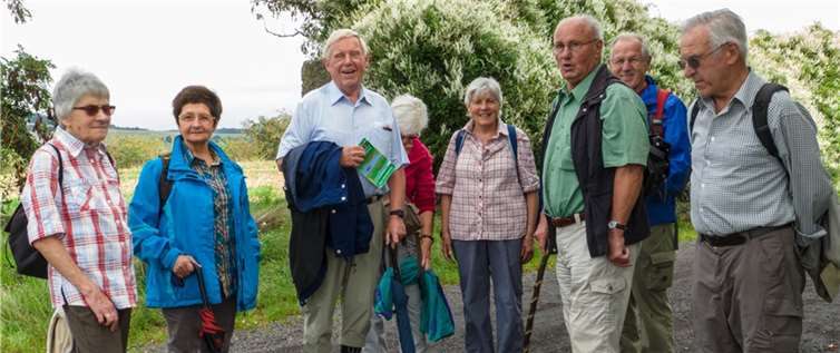 Diese illustre Gruppe wanderte an einem Sonntag durch die Schönheiten der Natur. privat