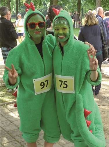 Diese zwei hübschen Tabalugas nahmen als Drachen den Weg über die sieben Brücken.