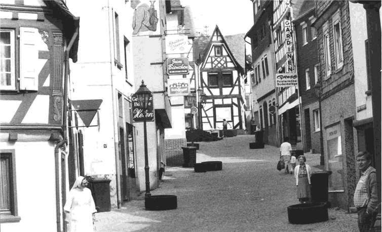 Dieses Bild zeigt, wie der Vordere Rebstock um die Mitte des vorigen Jahrhunderts ausgesehen haben muss. Die Aufnahme istleider undatiert. Stadtarchiv