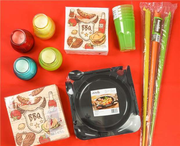 Dieses Grill Party-Deko-Set verschönert jede Grillparty. privat