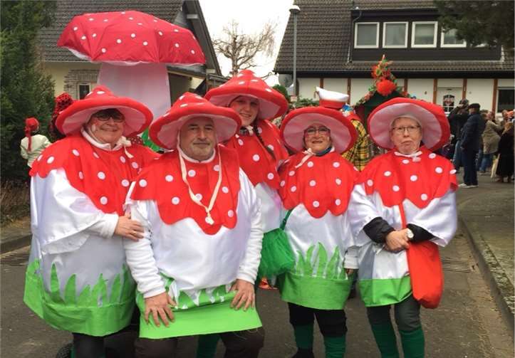 Dieses bunte Fliegenpilzkostüm war ein echter Eyecatcher!