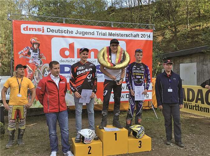 Dieses obligatorische Foto entstand bei der Siegerehrung.privat