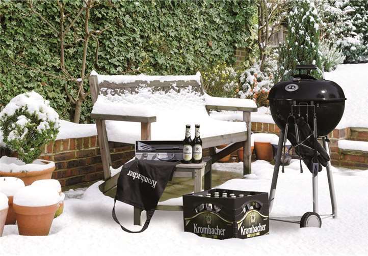 Dieses tolle Grillpaket könnte bald Ihnen gehören.Krombacher