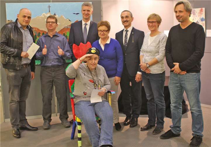 Diesmal wurde der Kalender gemeinsam mit dem Haus St. Antonius Waldbreitbach gestaltet.  Sparkasse Neuwied