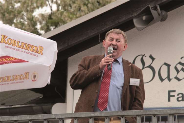 Dieter Dierkes führte durch das Programm.