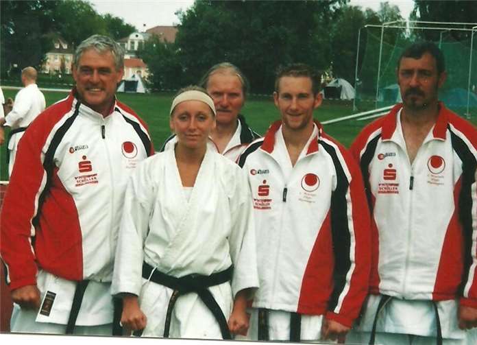 Dieter Herminghaus (links) 2009 auf "Gasshuku" vor einer Danprüfung seiner Schützlinge.