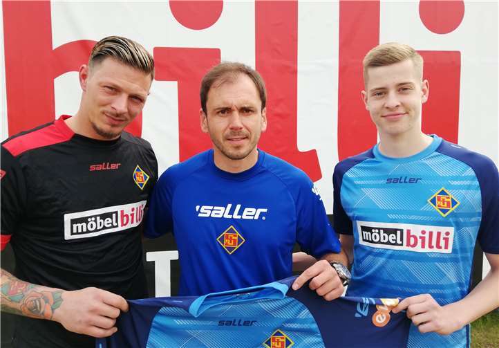 Dieter Paucken und Marc Richter haben ihre Verträge verlängert.Quelle: TuS Koblenz