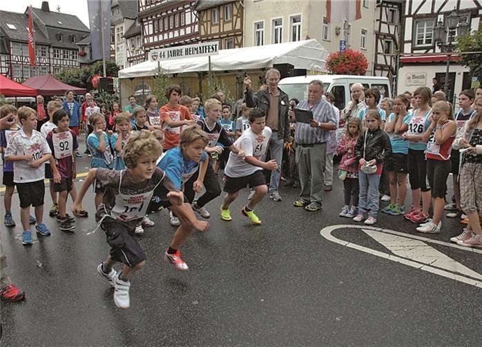 Dieter Trojahn fungierte als ein Starter. UM