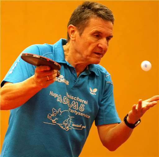 Dieter Uenzen wahrte die Chance auf den Sieg.M. Schreiber