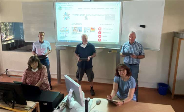 Digitales Arbeiten in der Clemens-Brentano-/Overberg Realschule plus.Fotos: privat