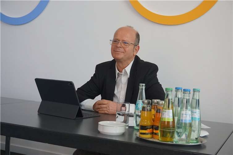„Im Land läuft vieles richtig“ Digitalisierung, Infrastruktur und Schule: Hermann Krupp hatte einige interessante Fragen vorbereitet.