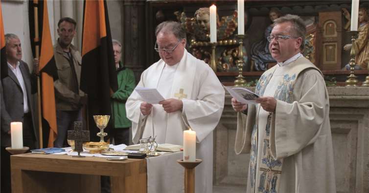 Diözesanpräses Thomas Gerber und Pfarrer Ralf Birkenheier feierten die Messe.