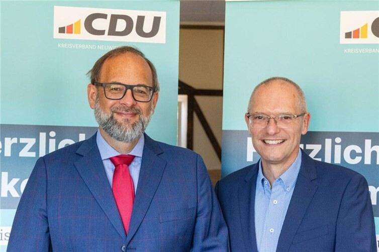 Direktkandidaten für den Landtag Jan Petry und Jürgen Schmied (v.l.n.r.)