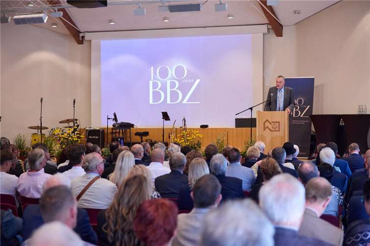 100 Jahre Bundesbildungszentrum des Deutschen Dachdeckerhandwerks in Mayen Dirk Bollwerk, ZVDH-Präsident und BBZ-Vorstandsvorsitzender. Foto: Photo-Herzmann