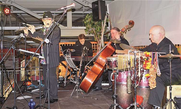 Dirko Juchem und seine Begleiter boten musikalische Vielfalt, Spielfreude und höchste Perfektion. privat