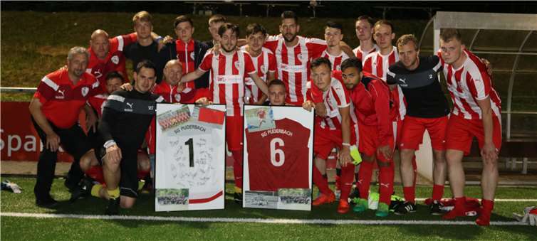 Dominik Hartstang und Dennis Jung verlassen den verein zum Ende der Spielzeit. UP