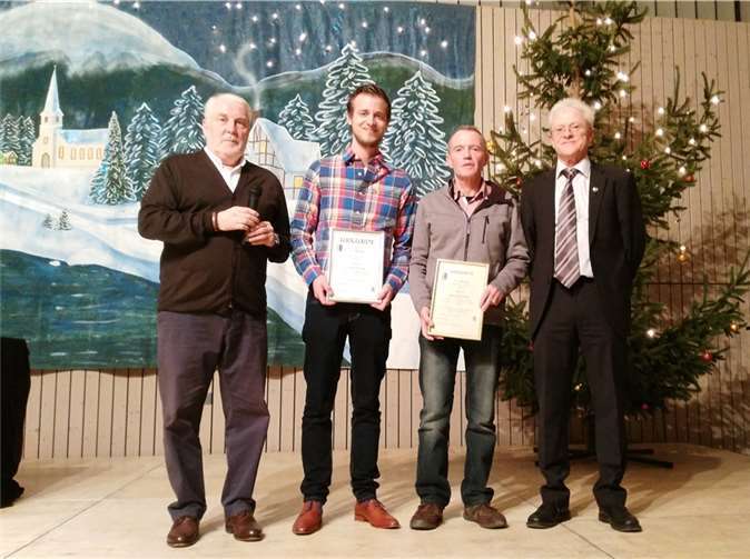 Dominik Zens und Bernd Bocklet wurden für ihre Vereinszugehörigkeit durch Arno Ackermann und Erich Müller geehrt.Privat