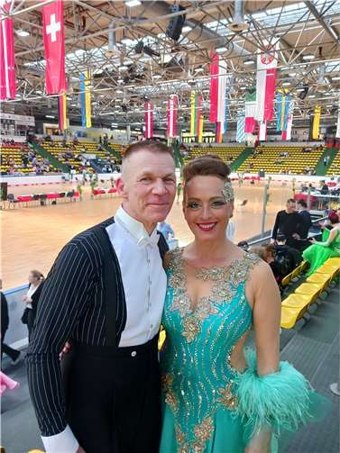Dominique Strauß-Theis und Ferdinand Winnen bei Hessen tanzt in Frankfurt. Quelle: TGC Redoute Koblenz und Neuwied e. V.