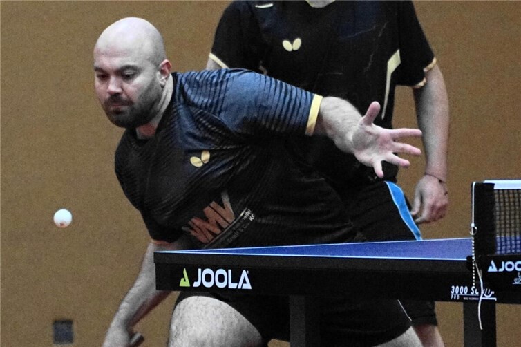 Doppel Mkrdij Sounboulian (vorn) / Niklas Kohlhaas sorgte für den ersten Punkt im siegreichen Match