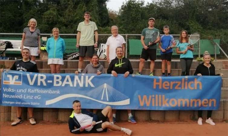 Doppelspaß auf der Anlage des TC Heimbach-Weis.Foto: Privat