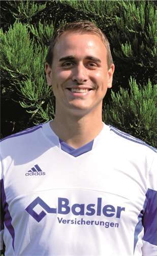 Doppeltorschütze Dennis Flosdorfprivat