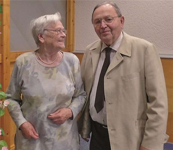 Dora und Willy Kühnel sind seit 65 Jahren verheiratet.privat