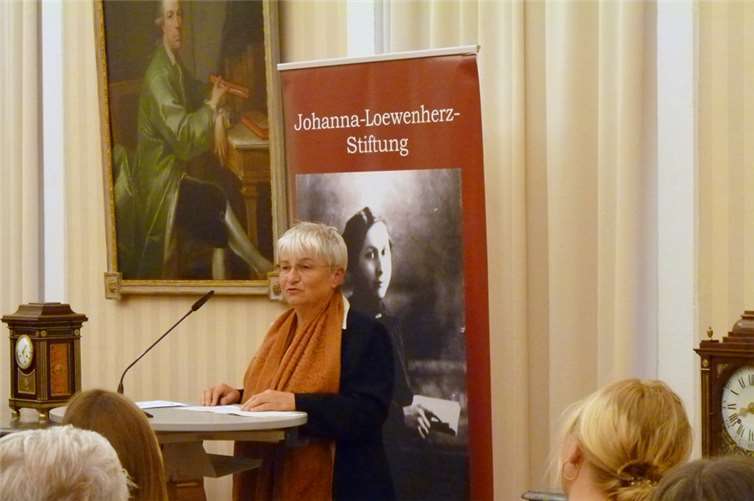 Katrin Pütz – eine außergewöhnliche junge Frau Doris Eyl-Müller ist Geschäftsführerin der Stiftung und Gleichstellungsbeauftragte des Kreises.
