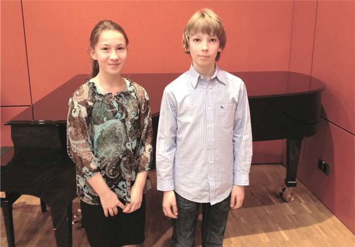Dorothea Hoffart und Leander Mombaur abends bei der Preisverleihung. privat