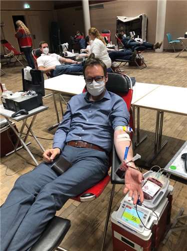 Dr. Alexander Wilhelm beider Blutspende.Foto: privat