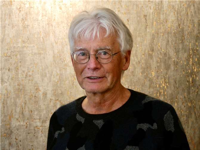 Dr. Andreas Reuther bringt den Teilnehmern die Patientenverfügung nahe.  Foto: privat