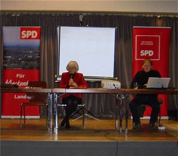 Dr. Brigitte Kuchta und Dr. Christoph Busch referierten.privat