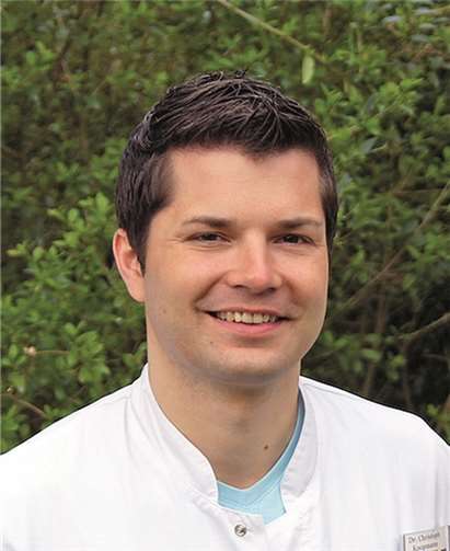 Dr. Christoph Koopmann informiert über Erkrankungen des Ballenfußes. privat