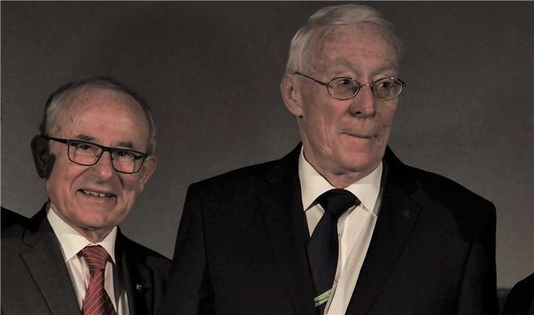 Dr. Eberhard Schulte-Wissermann gehört nun zum erlauchten Kreis der Ehrenbürger von Koblenz, wie auch Peter Altmeier, Willi Hörter und Valéry Giscard d´Estaing. Fotos: HH