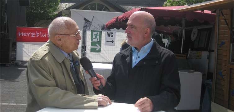 Dr. Georg Klinkhammer im Gespräch mit Alfred Adams. privat