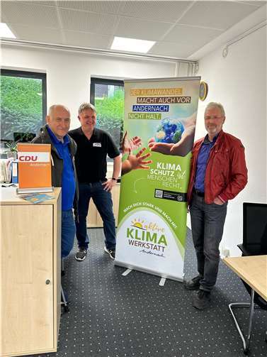 Dr. Hans-Georg Hansen, Helmut König, Peter Schmitz (v.li.). Foto: Angela Augustin