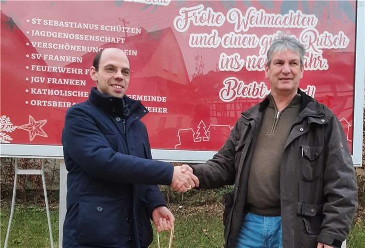 Dr.-Ing. Christian Adams (l.) mit dem Frankener Ortsvorsteher Hans-Jürgen Koffer.  Foto: privat